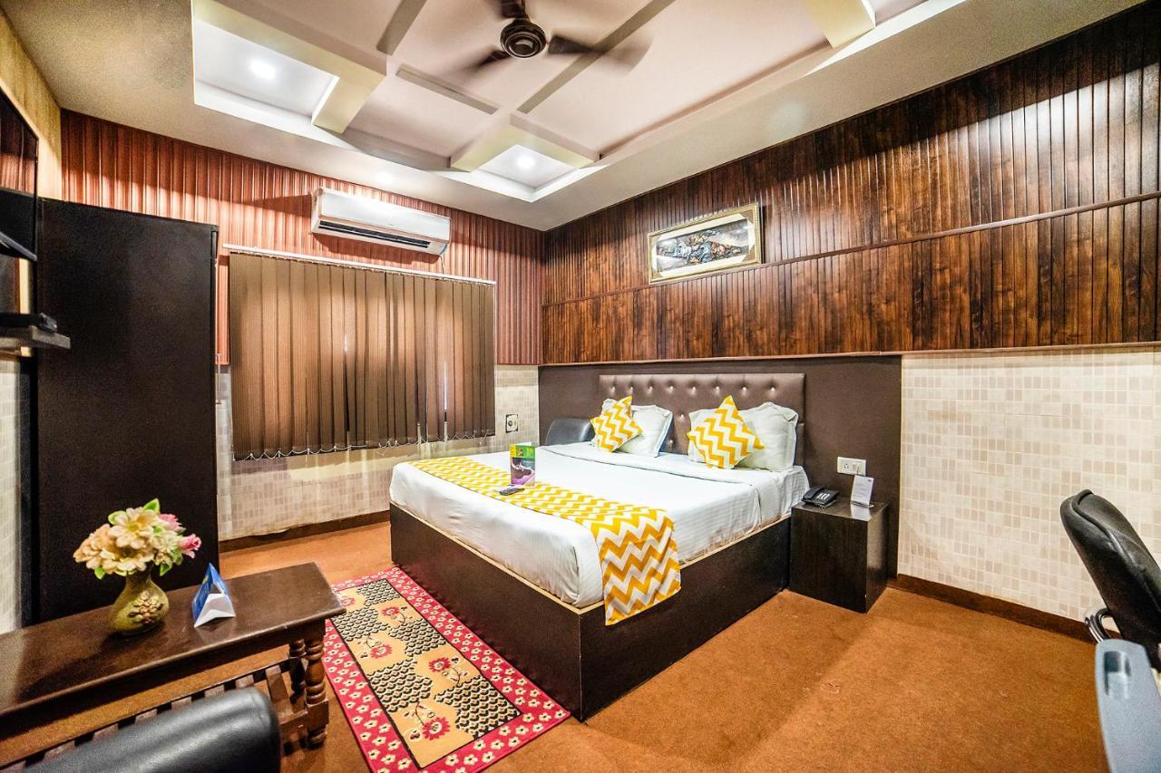 Hotel Fabexpress Landmark Awadh à Lucknow Extérieur photo